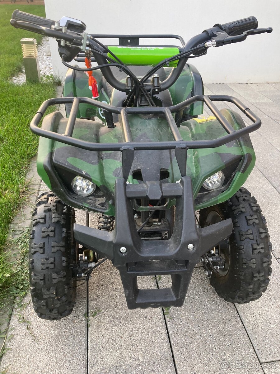 Dětskou čtyřkolku elektro