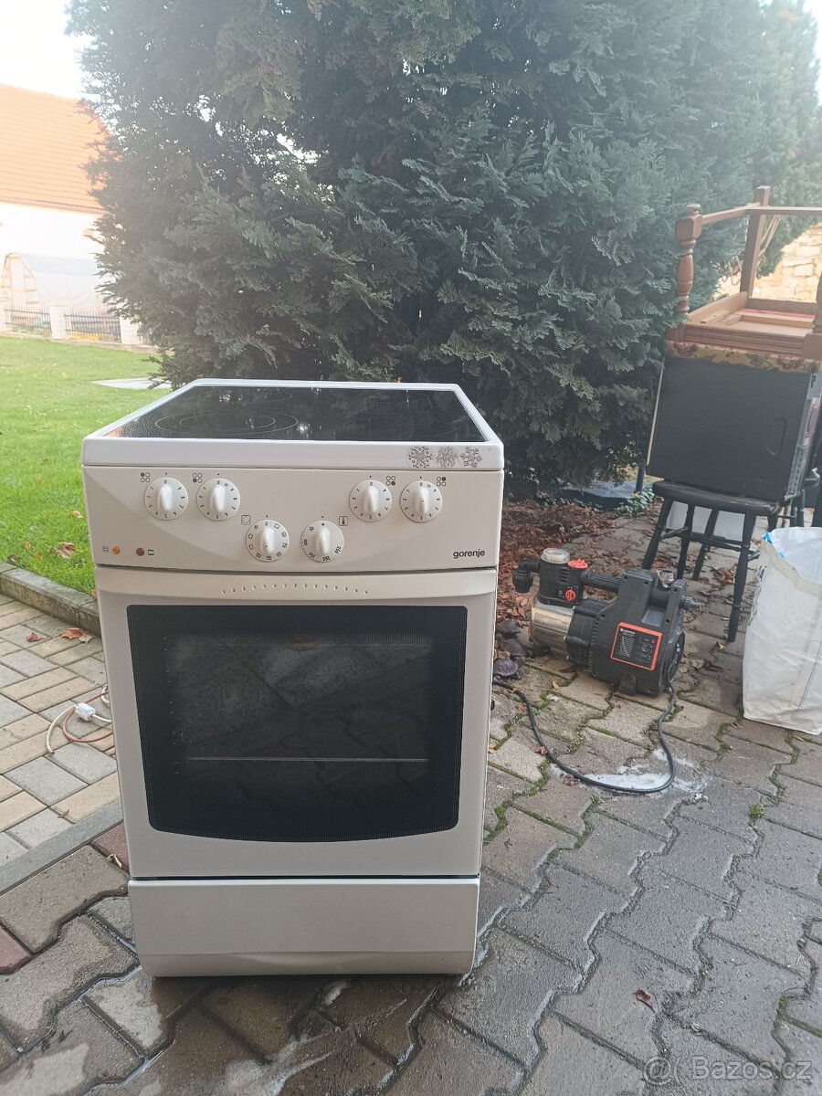 Prodám elektrický sporák Gorenje