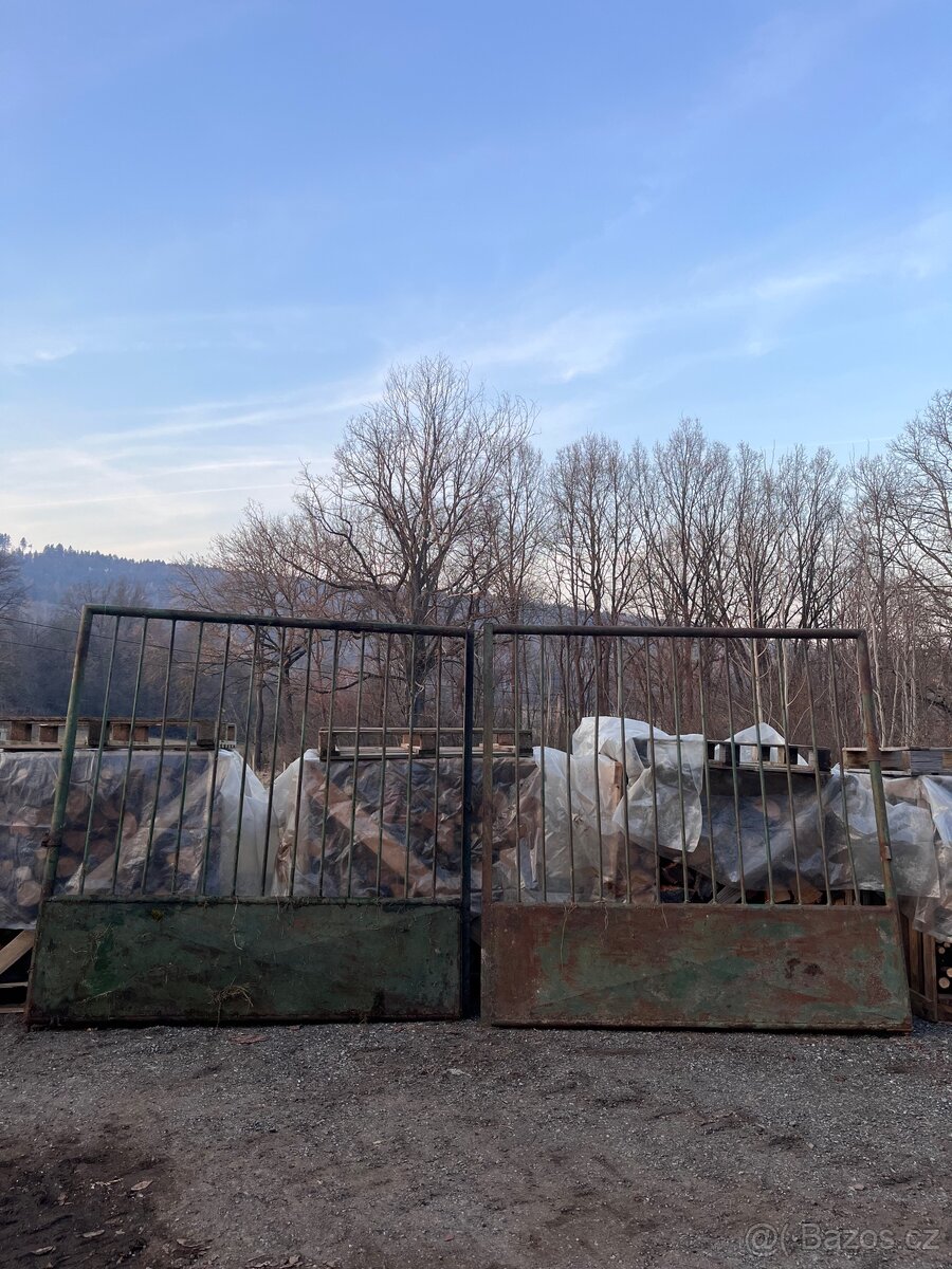 Dvoukřidlá brána 4m