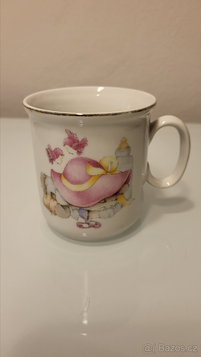 PORCELÁNOVÝ DĚTSKÝ HRNEK - BOHEMIA