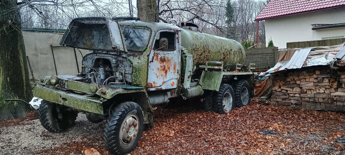 PRAGA V3S fekál 3,5 m3