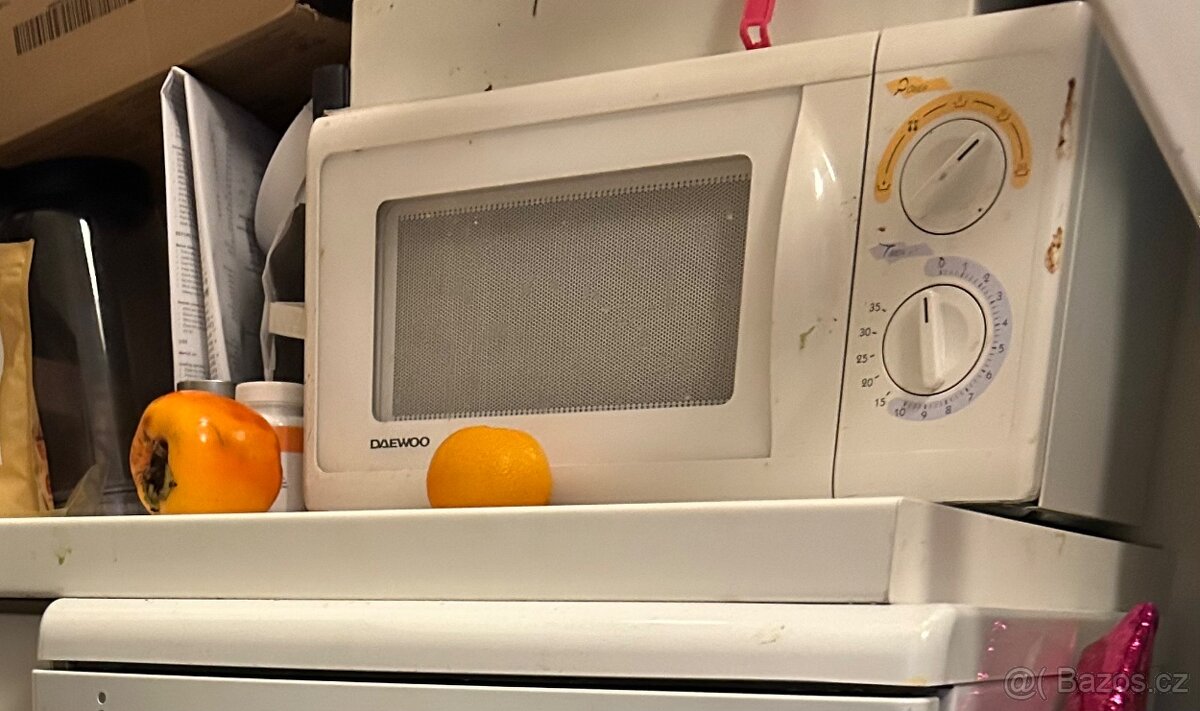 mikrovlnná trouba