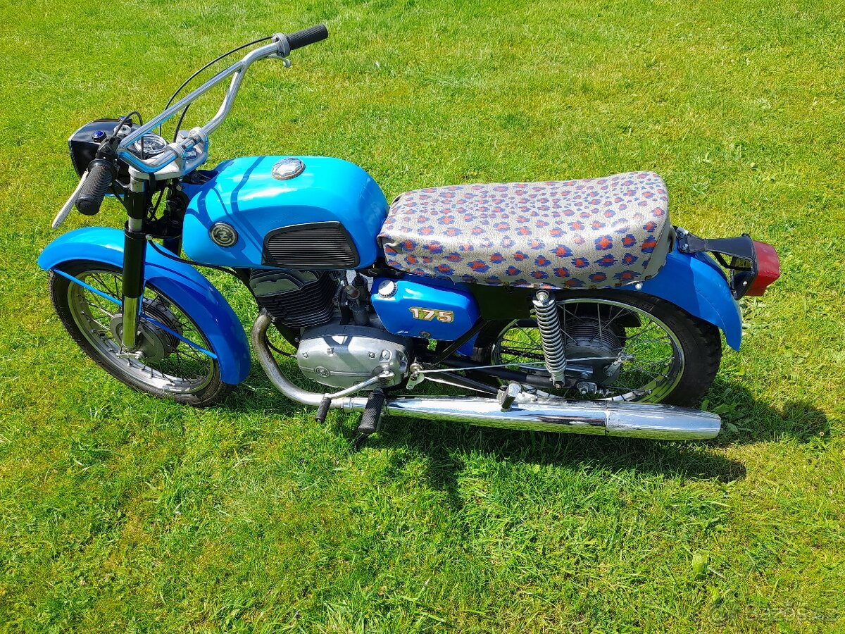 Moto veteran jawa cz