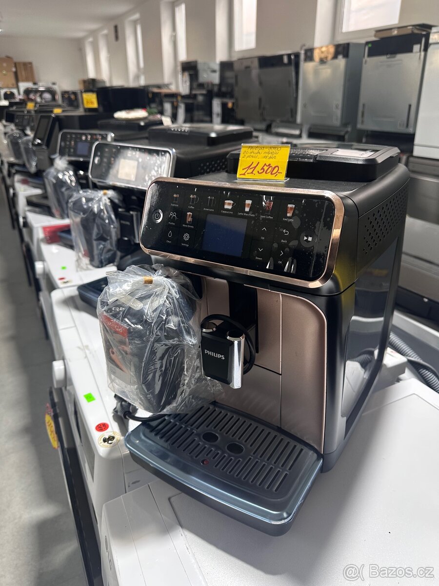 Autom.kavovar Philips 5500/-9000kč/zaruka