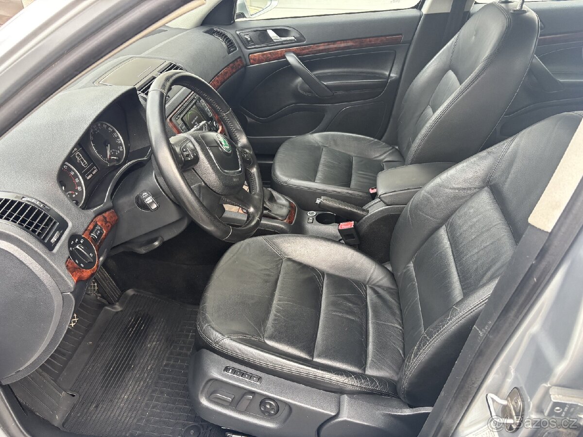 ŠKODA OCTAVIA 2.0TDI 2010 VÝBAVA