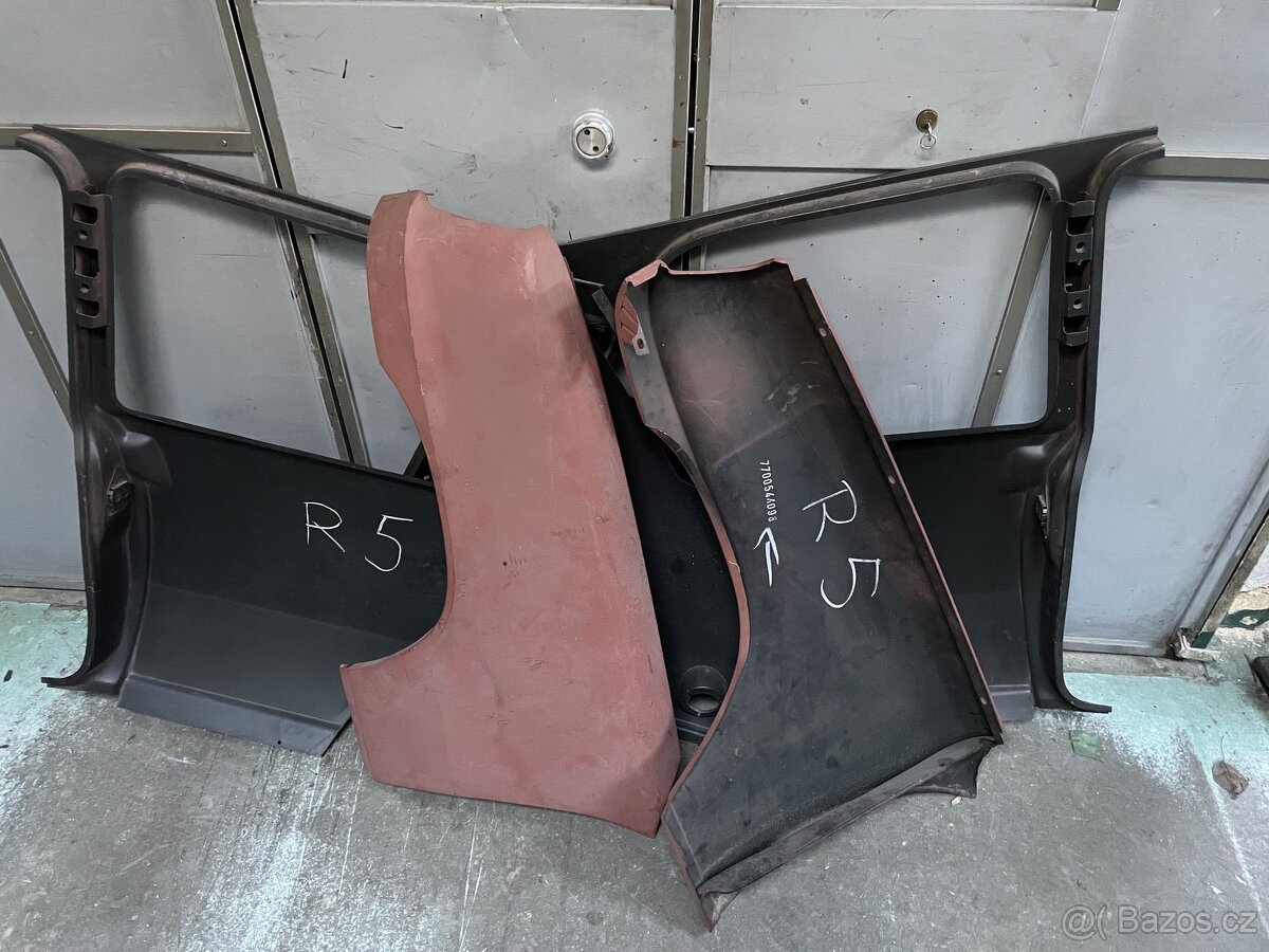 prodám plechařinu Renault 5