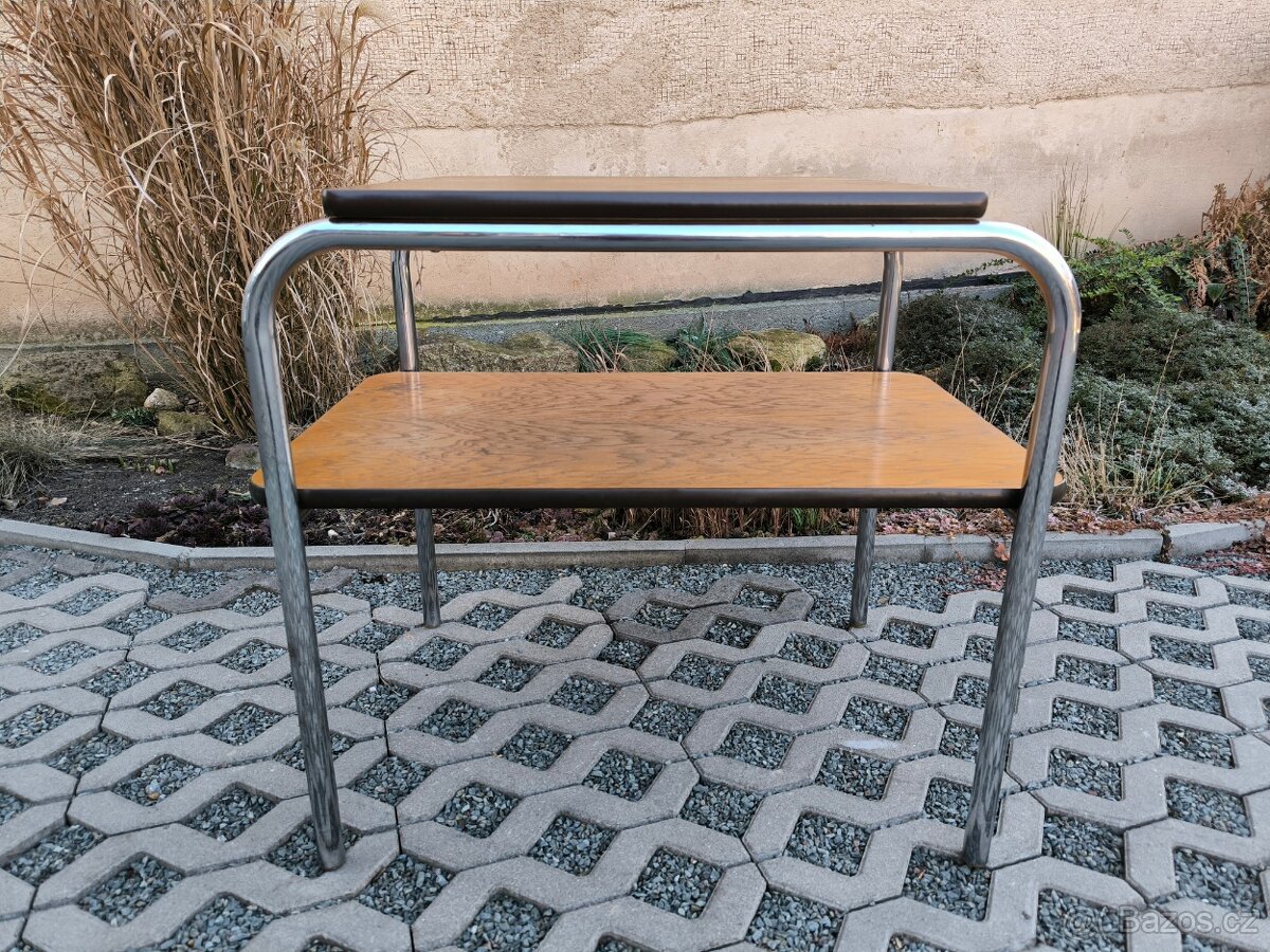 Trubkový funkcionalistický stolek - 60. léta