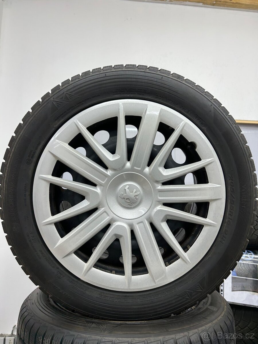 Sadu disků Peugeot s pneu 205/55 R16
