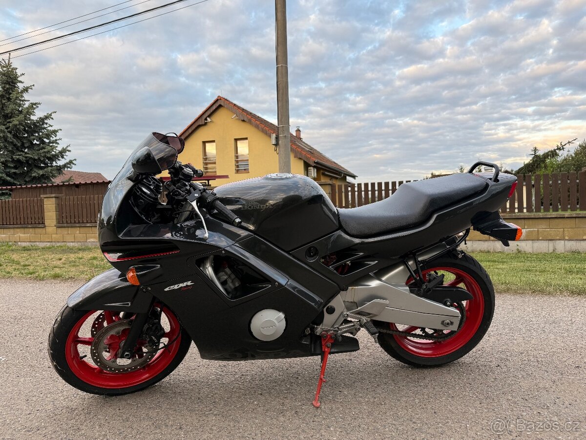 Honda CBR 600F
