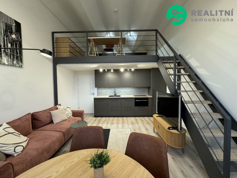 Stylový loft 2+kk po designové rekonstrukci na...