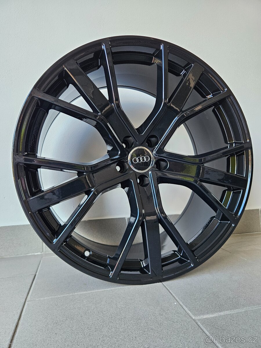 Alu kola Audi 5x112 / 22" - Black