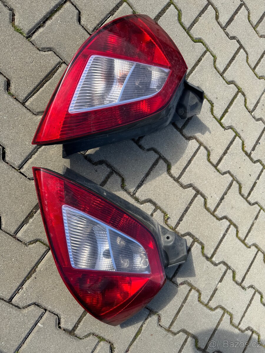 Renault Mégane 2 zadní světla