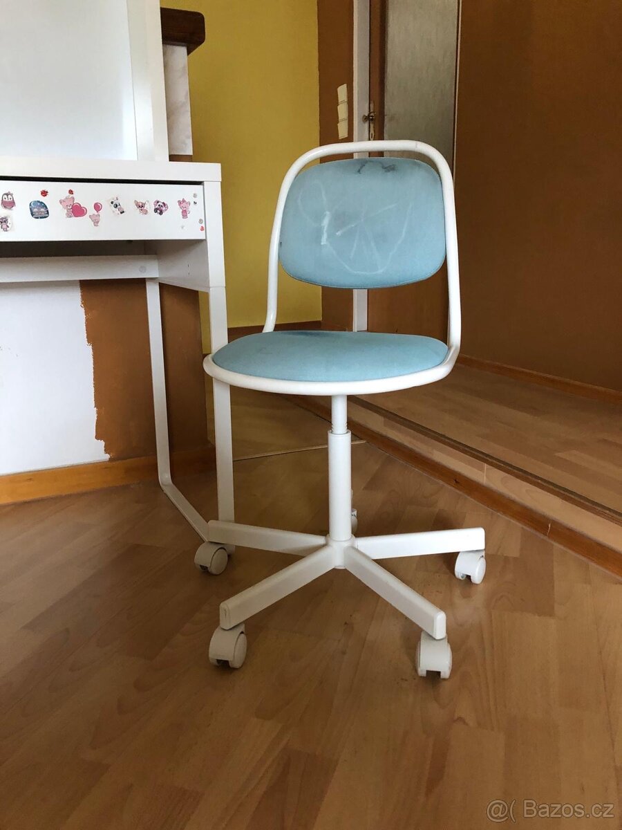 Dětská židlička na kolečkách Ikea