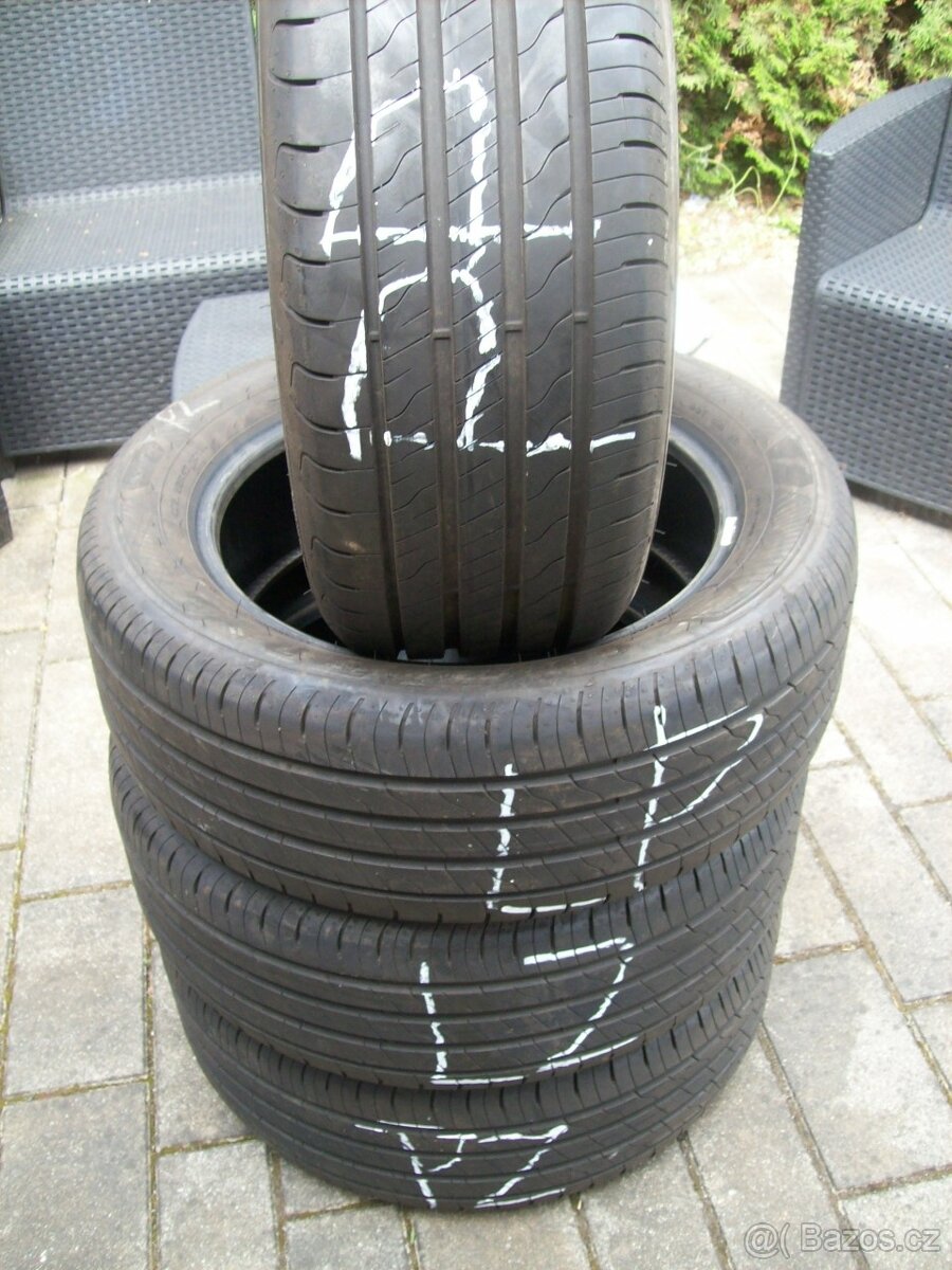 4ks Goodyear 225.55.17 101W XL 90%