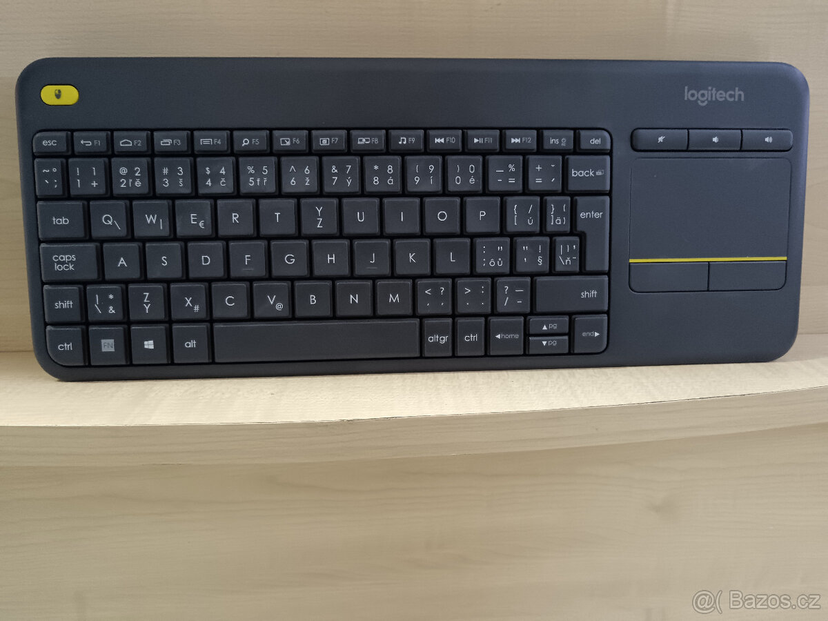 Bezdrátová klávesnice Logitech K400+ top stav