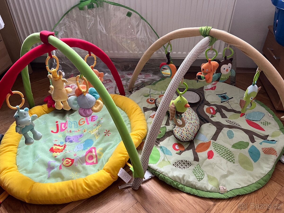 Dvě hrací deky, Skip hop kamaradi z lesa