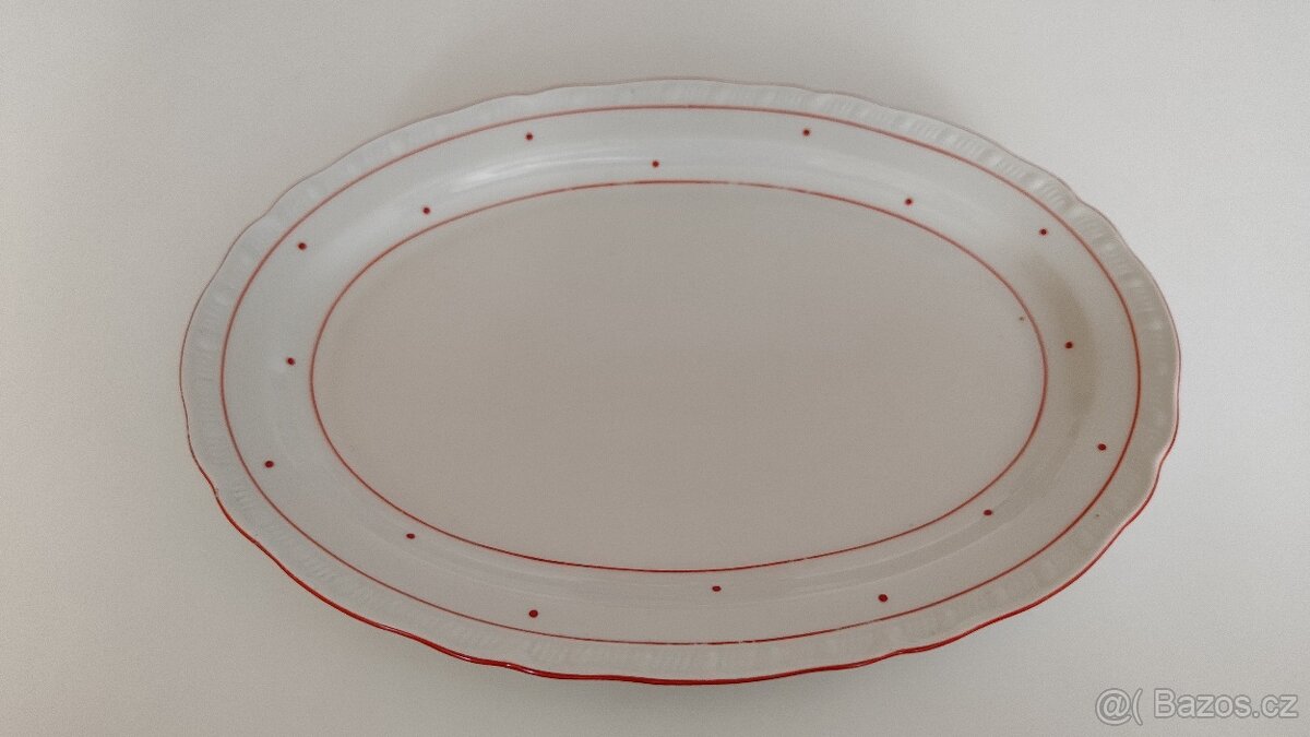 Tác porcelán oválný 32 x 22 cm