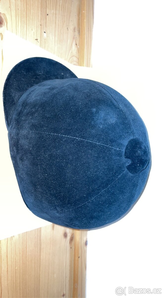 REZERVACE Jezdecká helma