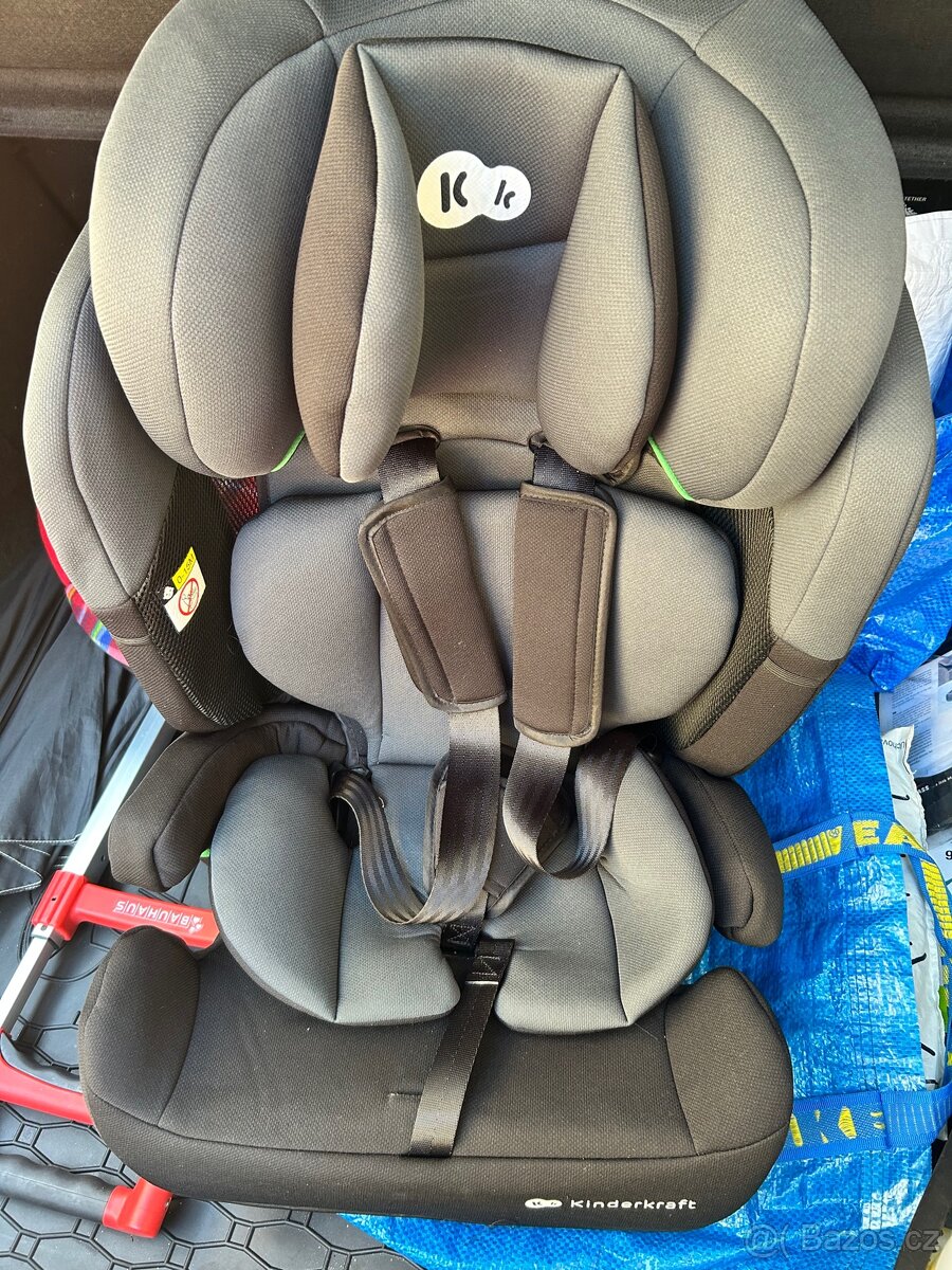 Nová autosedačka Kinderkraft Comfort up i-Size
