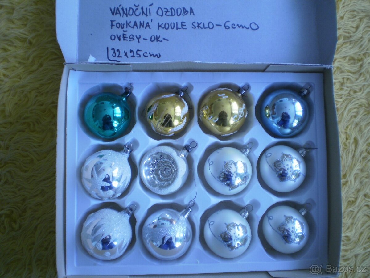 Sady vánočních ozdob