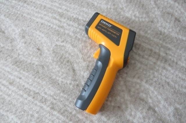 Prodám bezdotykový teploměr NORM TN400