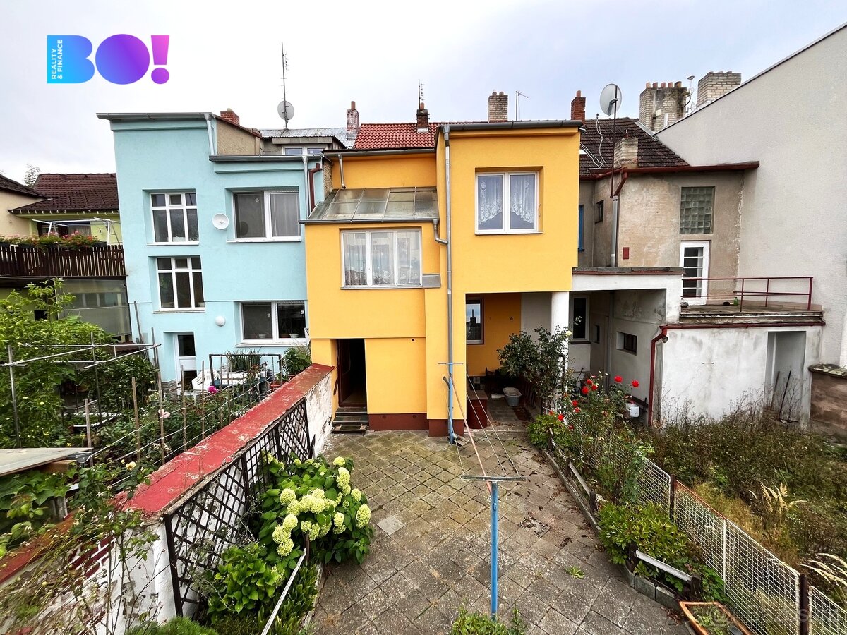 Prodej řadového rodinného domu 4+1, Třebíč