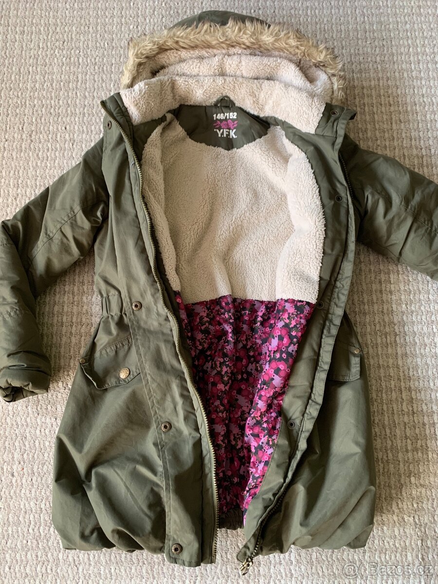 Zimní dívčí parka, vel.146/152