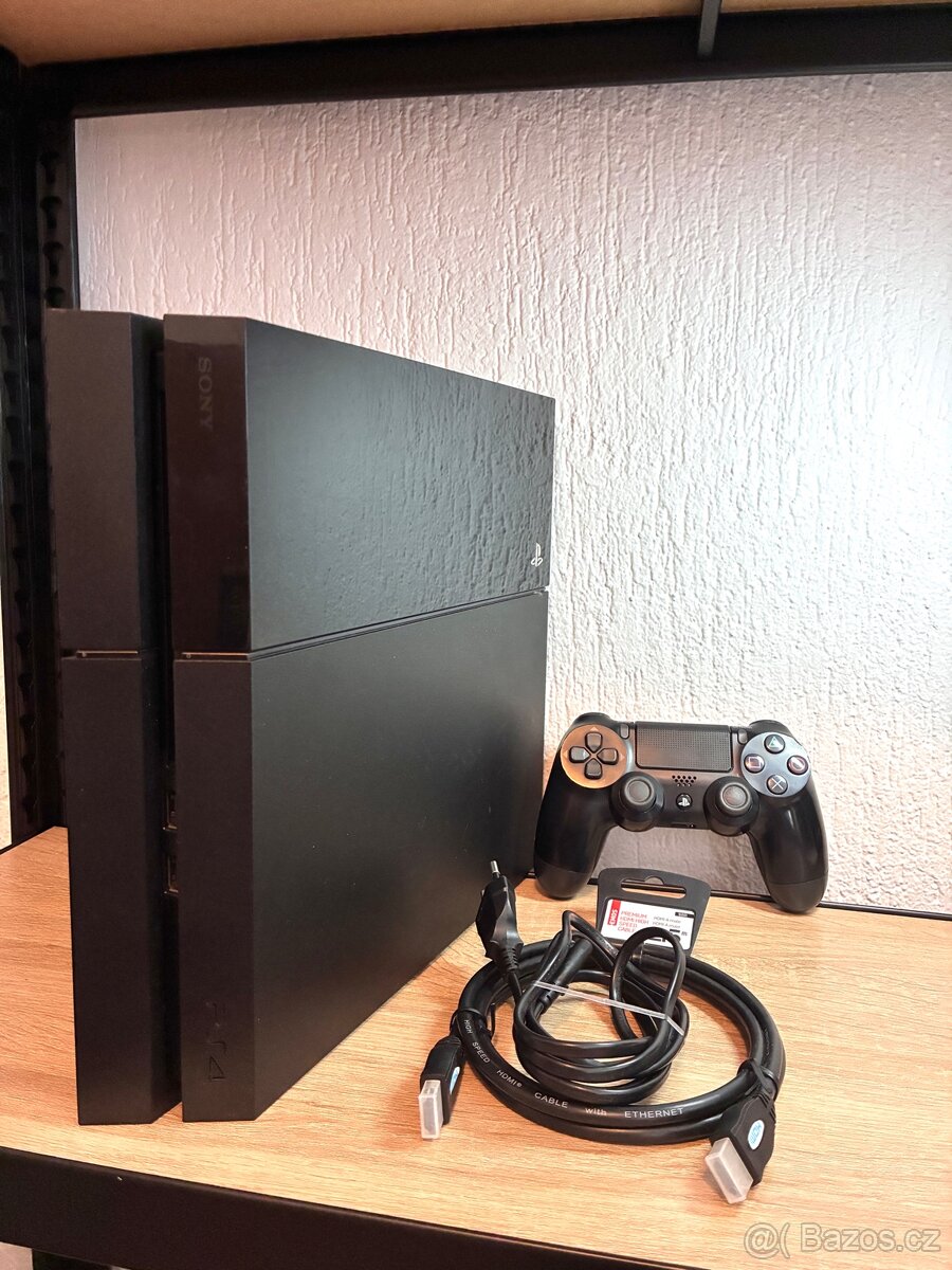 Playstation 4, 500gb + ovladač