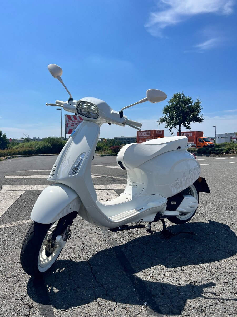 Piaggio Vespa Sprint 125 X Justin Bieber