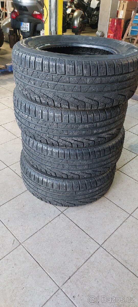 Zimní pneu 225/60 R16 Pirelli