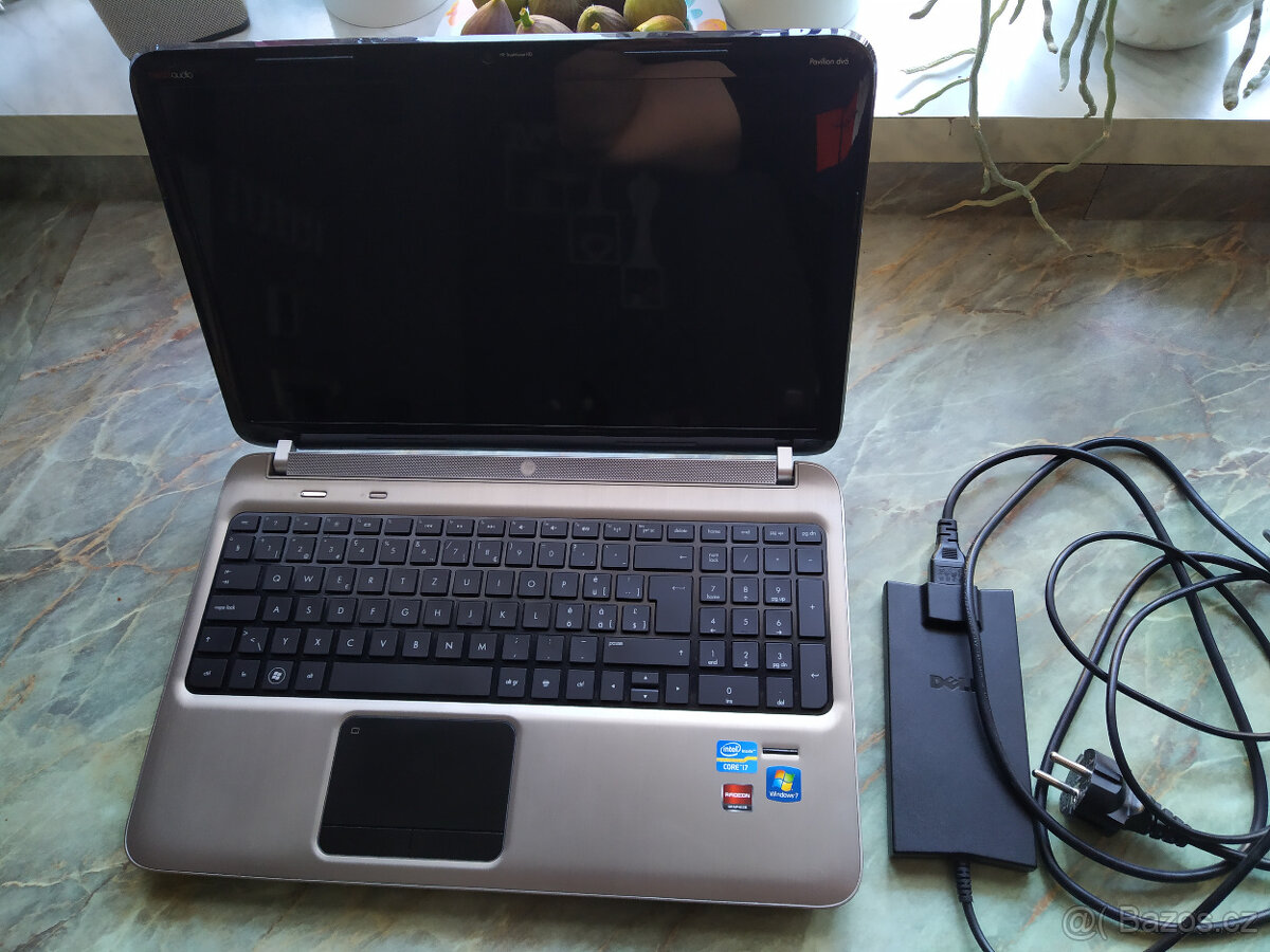 Notebook HP DV6-6120EZ - Moc pekny a rychly