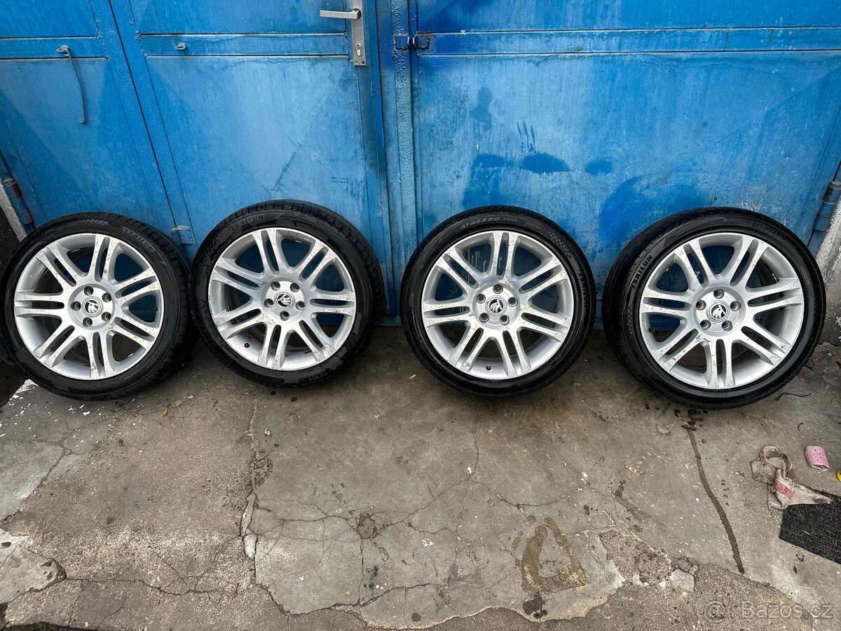 225/45 r18 zánovní pneu a ALU 5/112