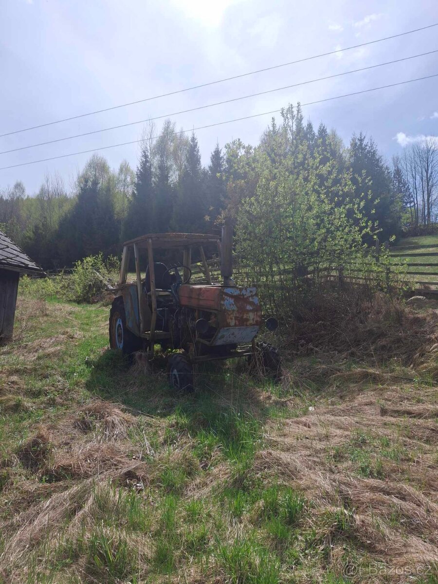 Prodám traktor