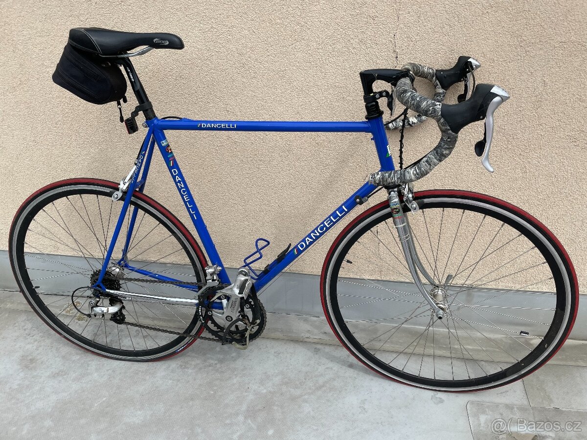Prodám silniční kolo Dancelli, rám 56, osazení Shimano