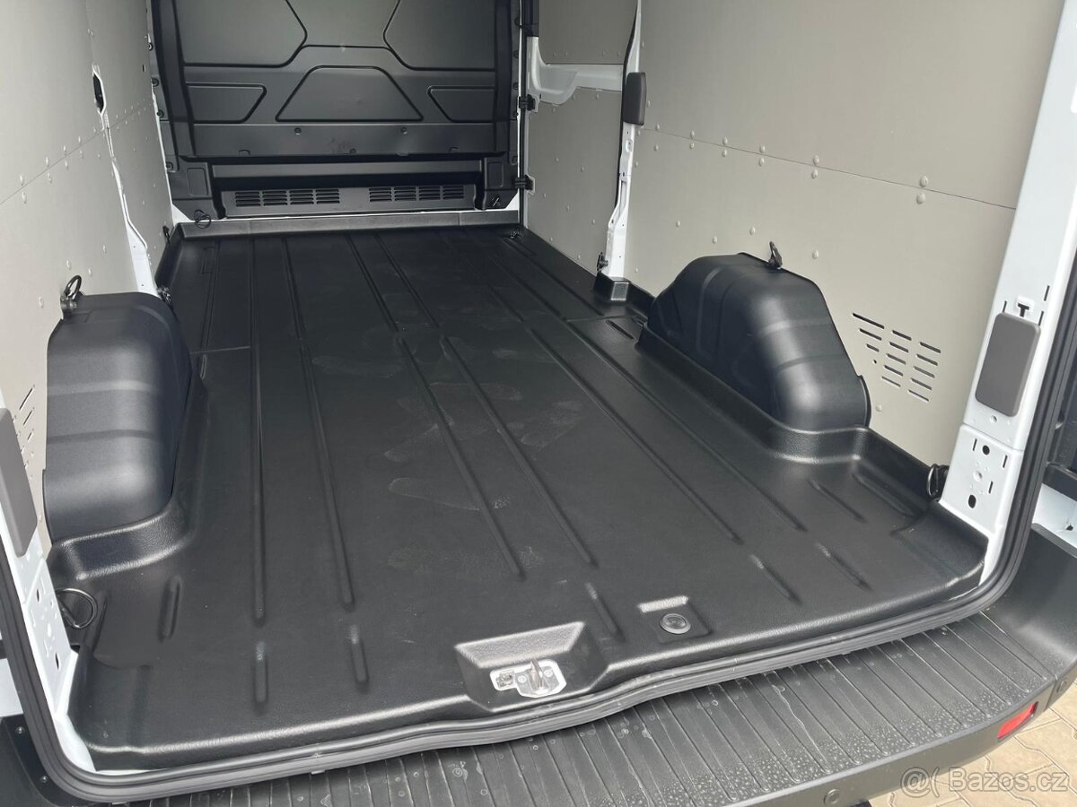Plastová podlaha Ford Transit