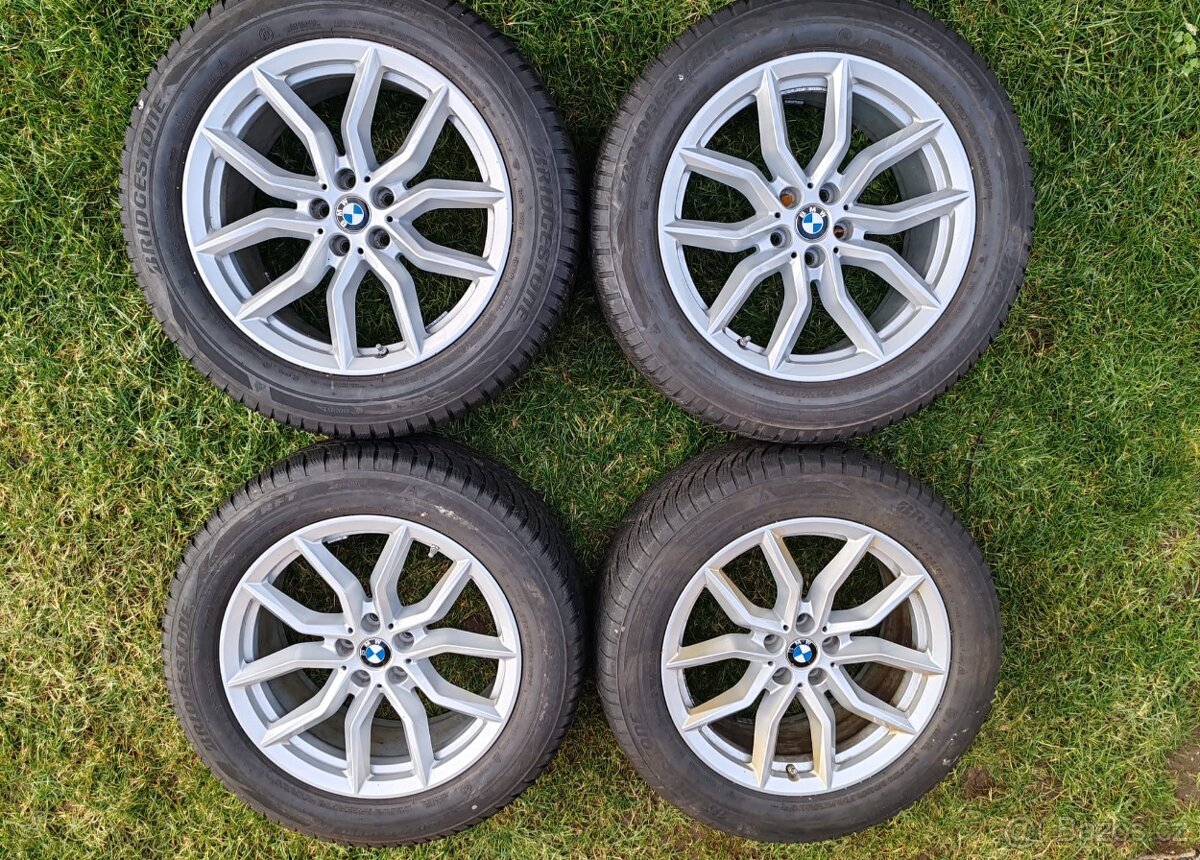 BmwZimní pneu vše v novém stavu 5x112 19