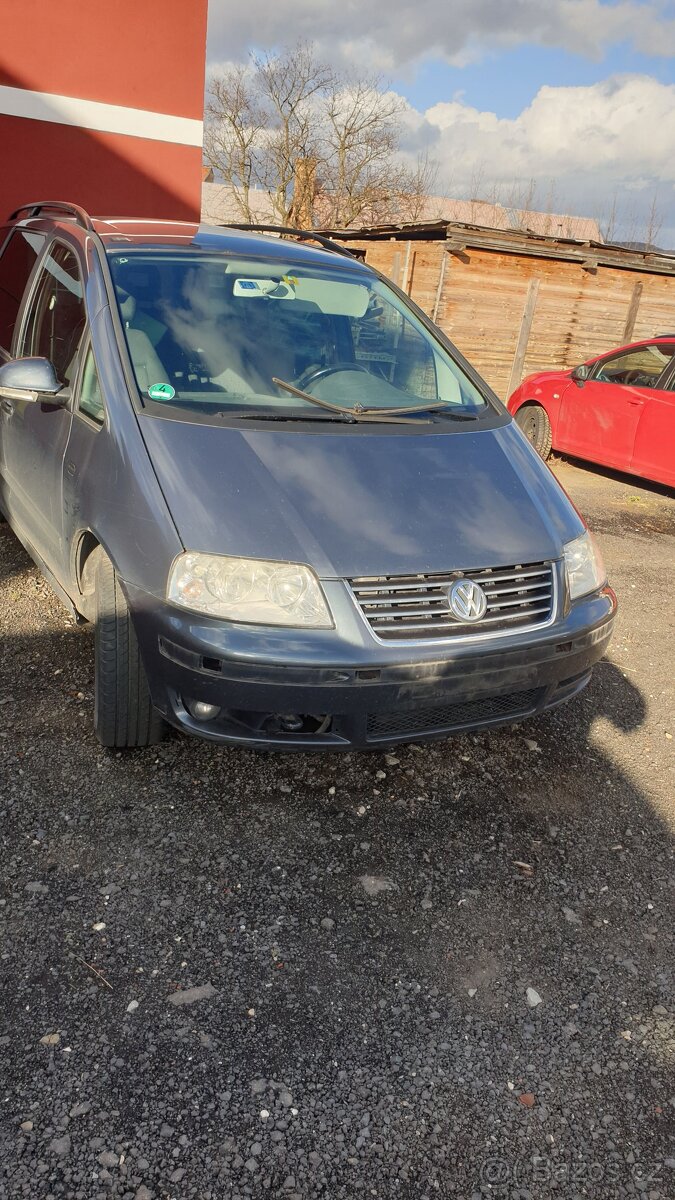 VW Sharan 1,9 tdi 85kw r.v.2005 na N.D.