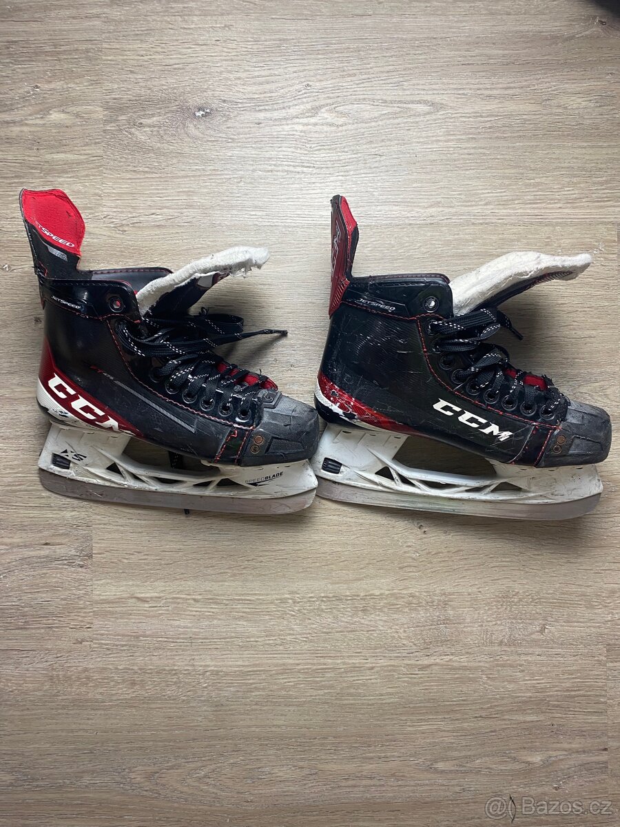 Brusle CCM JetSpeed FT475