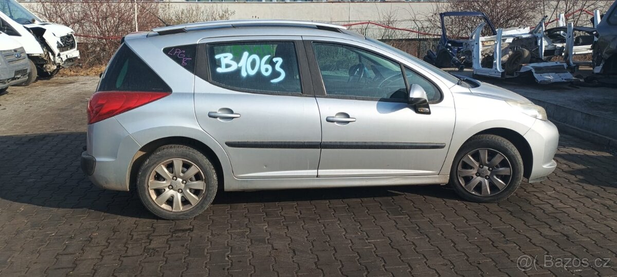 Peugeot 207 č. B1063