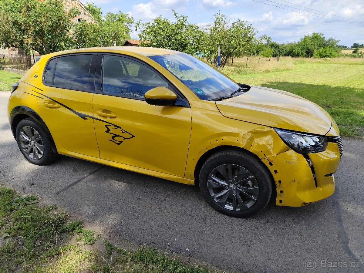 Peugeot e-208 elektro 2021