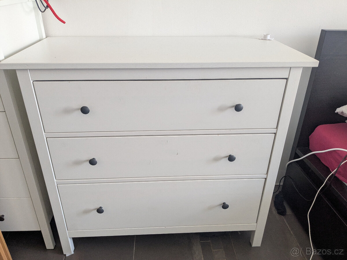 Komoda Ikea Malm se 3 zásuvkami