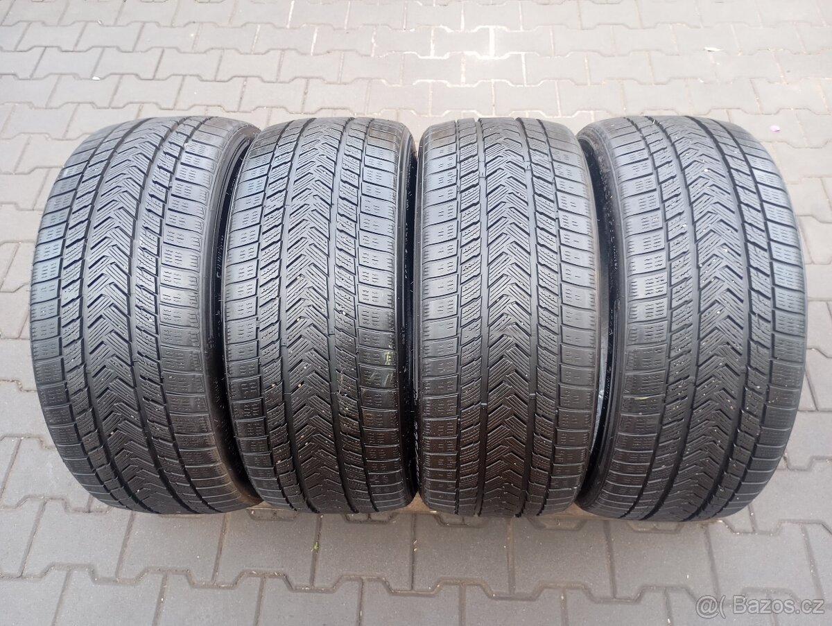235/40/19 zimní pneu gripmax