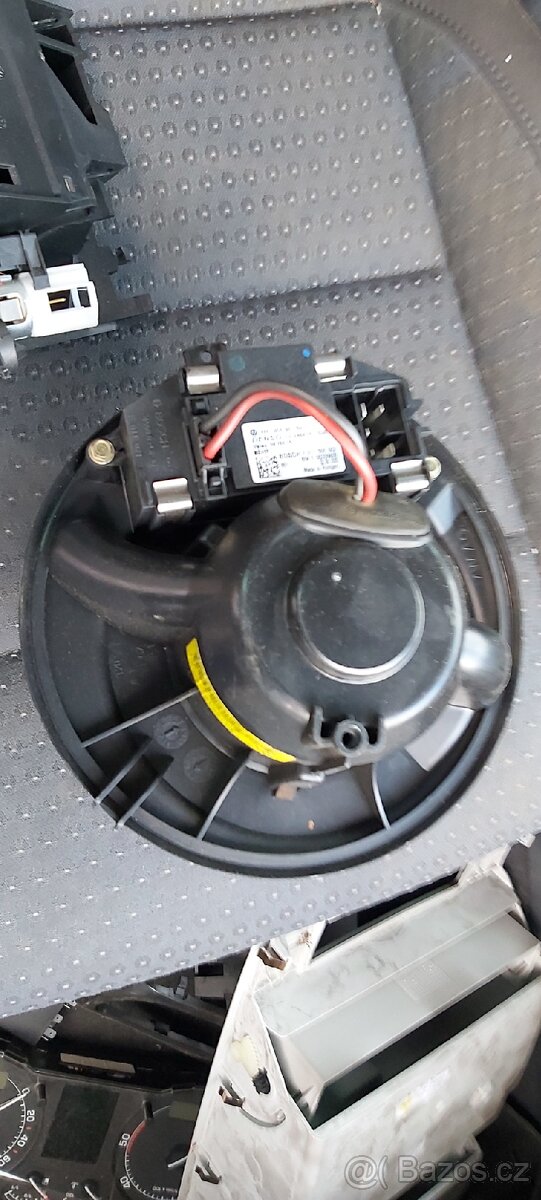 Ventilator topeni VW Skoda