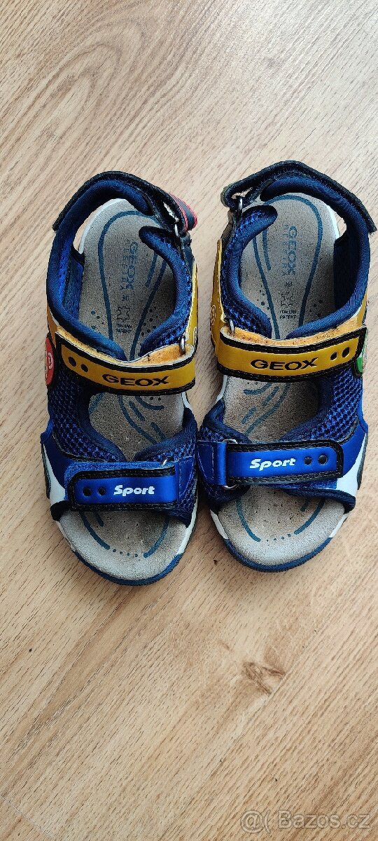 Prodám dětské sandály Geox Super Mario vel. 30