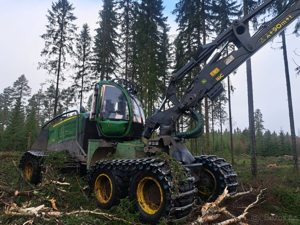 Harvestor JOHN DEERE 1270G