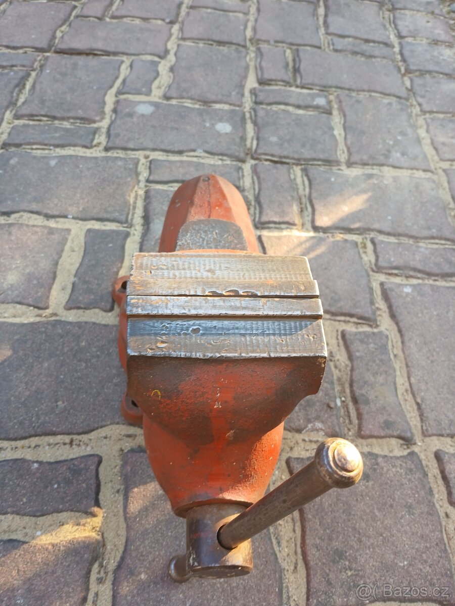 Svěrák York 100 Kvosvit.