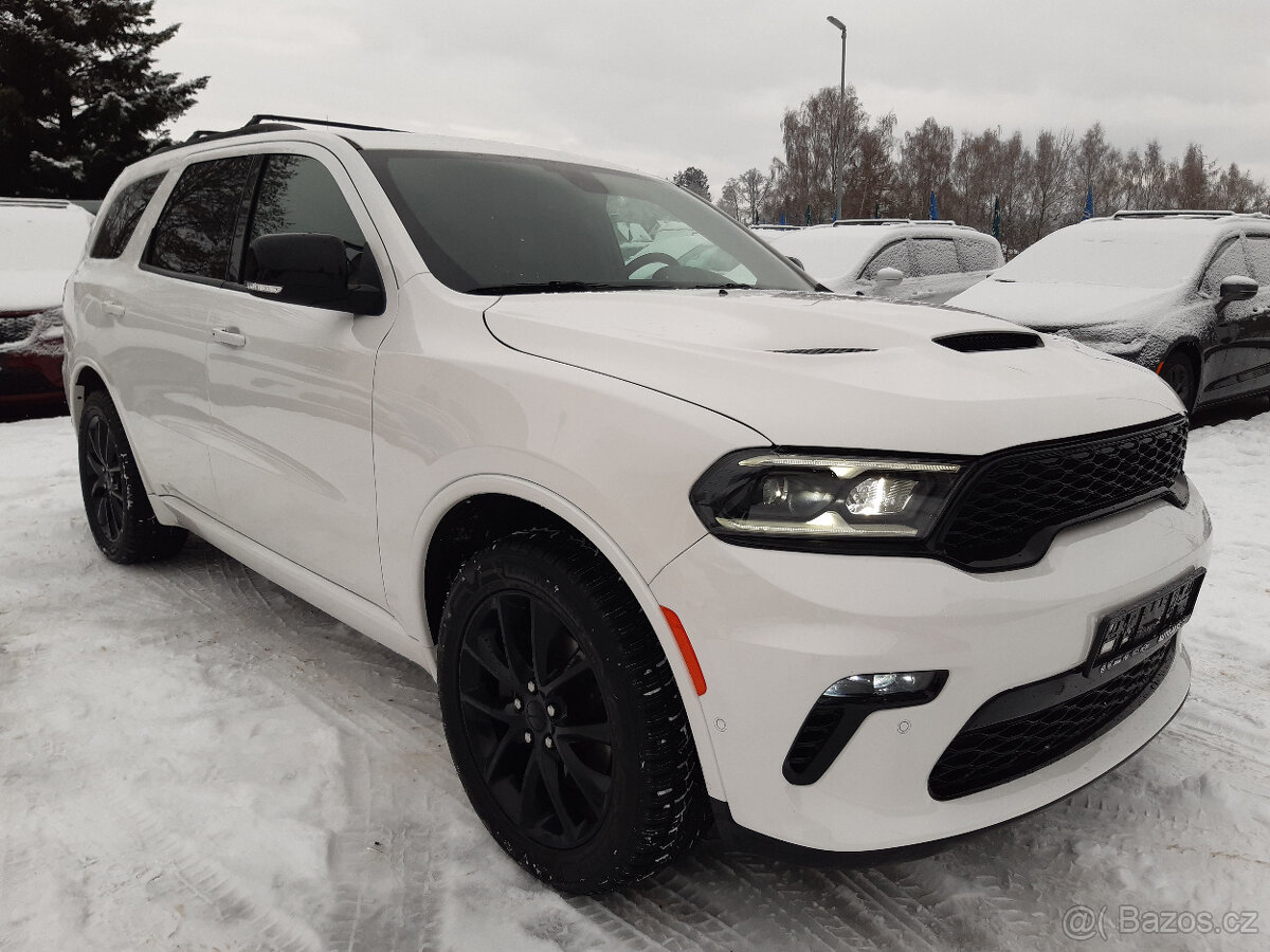 Dodge Durango R/T 5,7L HEMI, 4x4, Top výbava, 6míst, servis