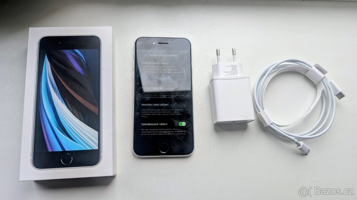 iPhone SE (2020) 64 GB – Bílý