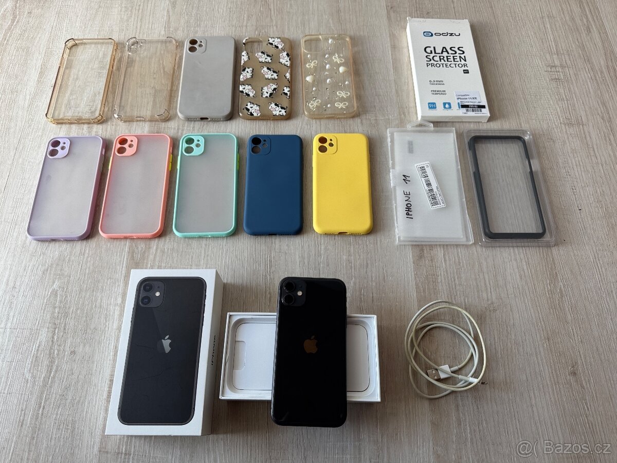 Apple iPhone 11 , paměť 256 GB , černý, pěkný