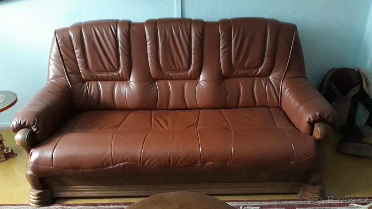 Rustikální kožený gauč